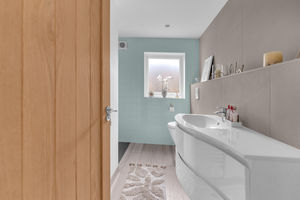 Photo 22- click for photo gallery